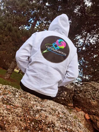 Ropa personalizada para cualquier evento.