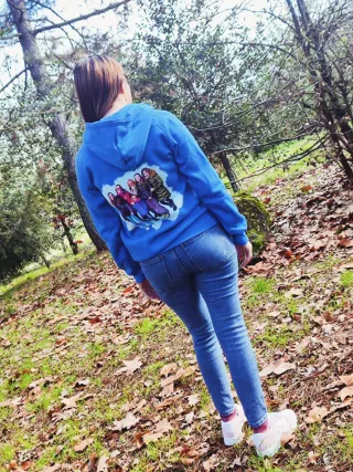 Ropa personalizada para cualquier evento.