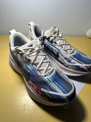 Nike Vomero 18 Edición Especial Multicolor