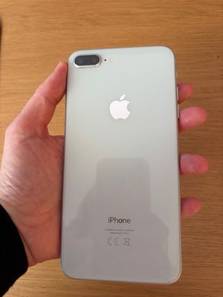 iPhone 8 Plus 64GB, salud batería: 79%