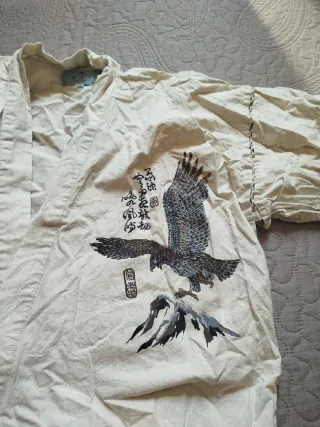 Kimono japonés con estampado de águila nuevo