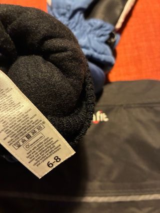 Mono de esquí infantil y accesorios