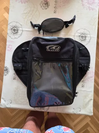 Mochila de moto KUM negra