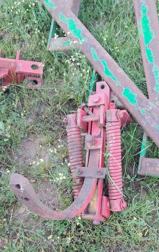 Cohecho / Cultivador / Chisel 10 brazos.