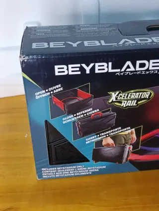 Beyblade X Clash & Carry BeyStadium