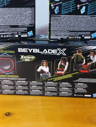 Beyblade X Set Battling Arena e Beyblade