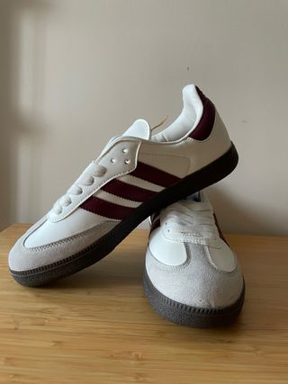 Adidas Samba OG Blancas/Burdeos Nuevas. Negociable