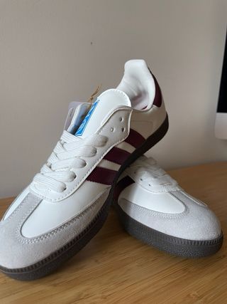 Adidas Samba OG Blancas/Burdeos Nuevas. Negociable
