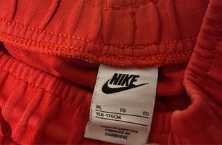 Nike Tech Fleece Rojos niño(completo)