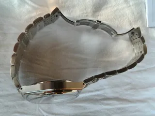 Reloj Citizen Eco-Drive Satellite Wave bicolor