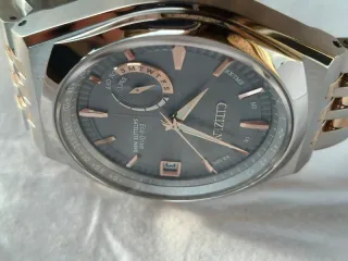 Reloj Citizen Eco-Drive Satellite Wave bicolor