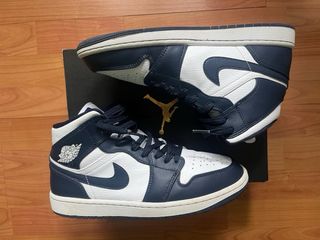 Air Jordan 1 Mid Obsidian Azul Blanco