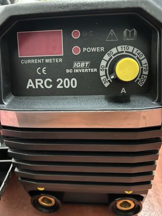 Soldadora Inverter ARC 200 IGBT DC