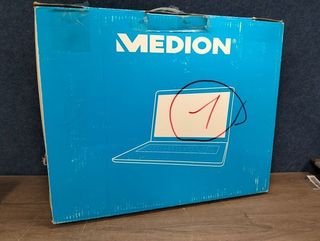 Portátil MEDION Akoya E4271 Convertible 14 4/64GB