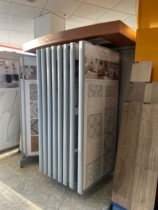 Expositor para azulejos 80