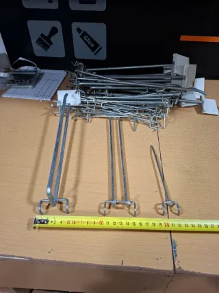 Lote ganchos panel perforado st4