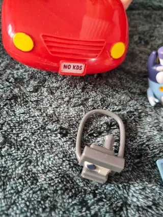 Carro Vermelho Bluey