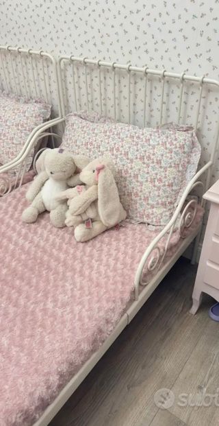 2 Letti singoli Ikea allungabili + reti materassi