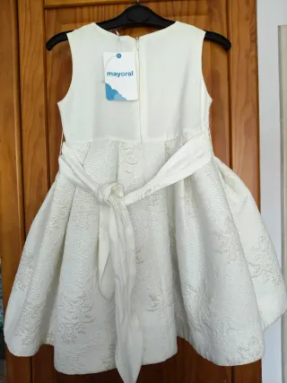 Vestido creme cerimónia T.4A Mayoral