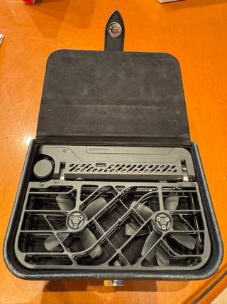 Caja portátil Hover