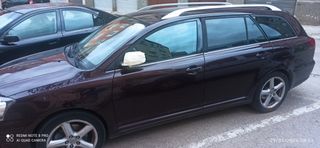 Toyota Avensis 2.2 D4D Executive, 150 CV