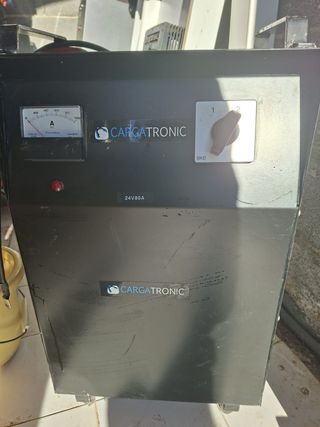 cagador 24 v  por Solar