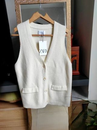 Chaleco ZARA ZW punto lana blanco clean look gilet