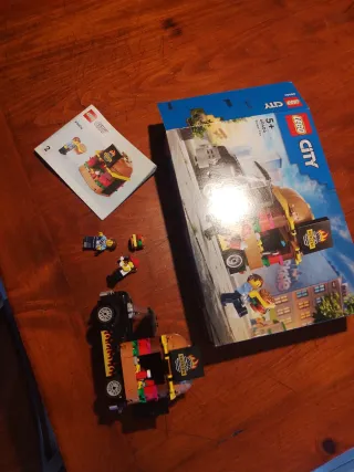 LEGO City 60404 Burger Van