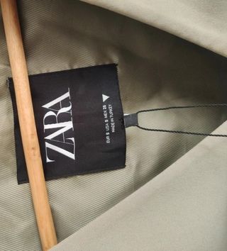 Chaleco gilet ZARA ZW caqui oliva tendencia