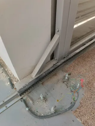 Puerta Corredera Cristal 3.15x2.4m