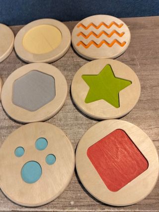 Juego Robincool bebé: texturas y formas Montessori