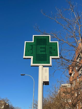 Cruz Farmacia Luminosa LED Verde