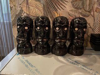 Set de 4 Vasos Tiki Negros