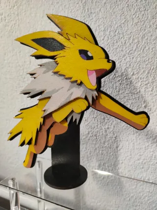 Statuetta Jolteon Pokemon Legno