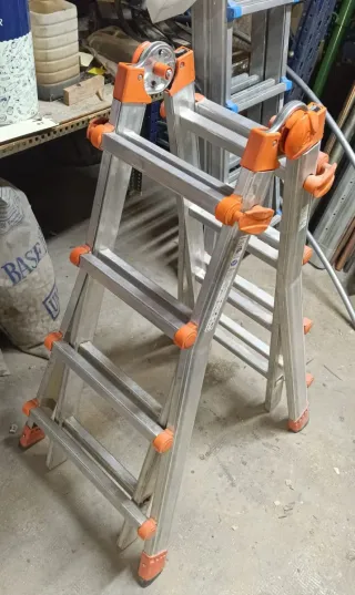 Escalera multiusos aluminio naranja