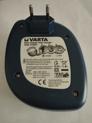 Caricabatterie VARTA Easy Energy Plug Charger