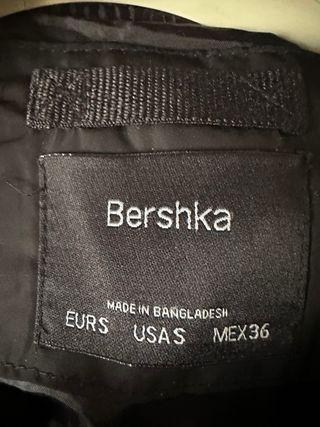 Cazadora Bomber Bershka Negra