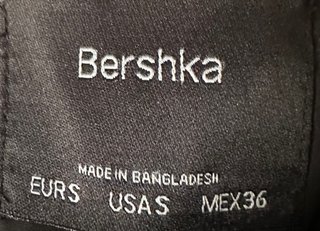 Cazadora Bomber Bershka Negra