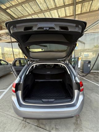 PEUGEOT 308 SW STYLE 1.6 DIÉSEL 120CV.  AÑO 2016.