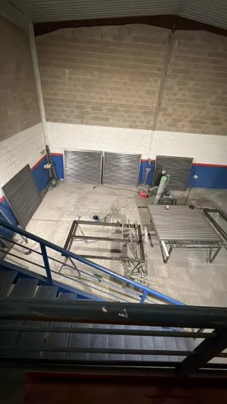 Puerta industrial en hierro