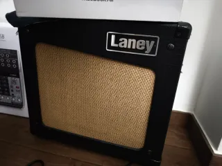Amplificador Laney CUB12R