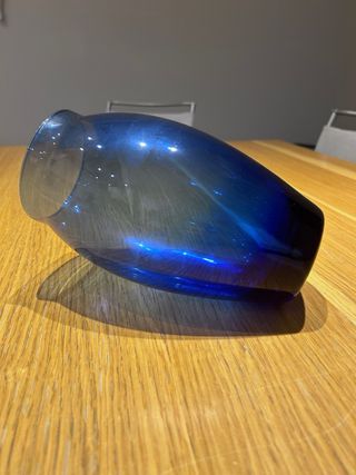 Vaso blu vintage in vetro