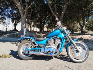 Suzuki Intruder Azul - Moto Cruiser