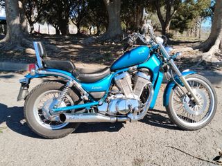 Suzuki Intruder Azul - Moto Cruiser