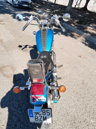 Suzuki Intruder Azul - Moto Cruiser