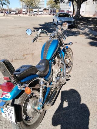 Suzuki Intruder Azul - Moto Cruiser
