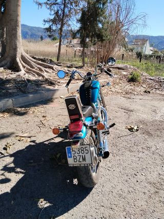 Suzuki Intruder Azul - Moto Cruiser