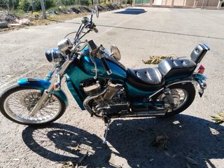 Suzuki Intruder Azul - Moto Cruiser
