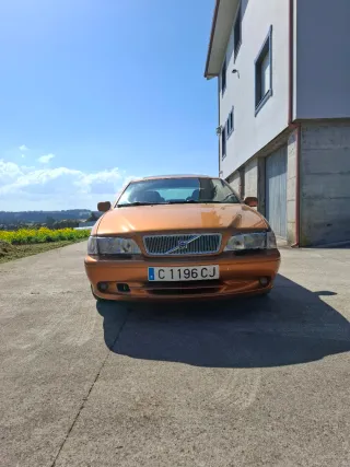 Volvo C70 2000