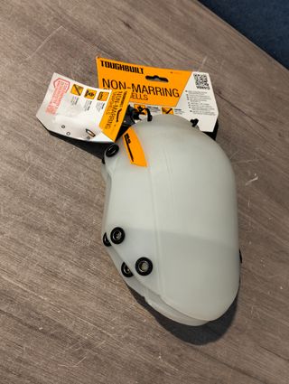 ToughBuilt Carcasa rodillera NON-MARRING snapshell